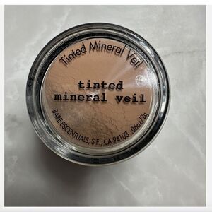NEW I.D. Mineral Veil Tinted Mineral Veil Powder Bare Essentials .06oz SEALED